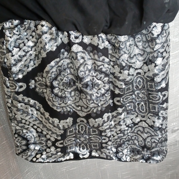 Love Reign Mini Dress, cap sleeve, sequin skirt - Picture 4 of 4